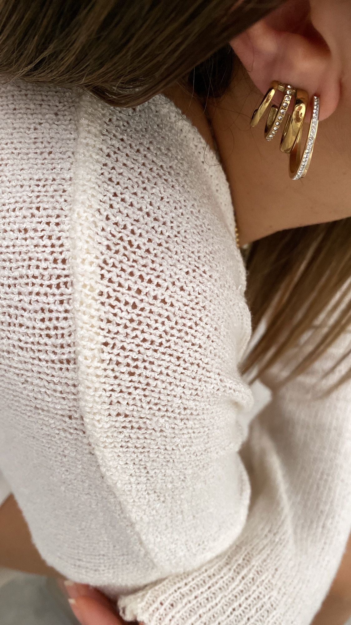 Halka Taşlı Model - Tasarım Üçlü Model Gold Çelik Küpeler i - Görsel 3