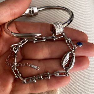 Alternative view of Taşlı Çivi Kelepçe - Siyah Silver T Model - TFNY Model - Zincir Model Silver Çelik Bileklikler