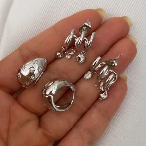 Alternative view of Taşlı Sepet Model - Üçlü Deniz Model Silver Çelik Küpeler