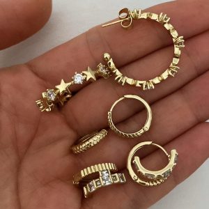 Alternative view of Yıldız Taşlı Model - Halka Model - İkili Kare Taşlı Gold Çelik Küpeler