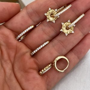 Alternative view of Sırataş Model - Çiçek  Model - Taşlı Halka Model Çelik Küpeler